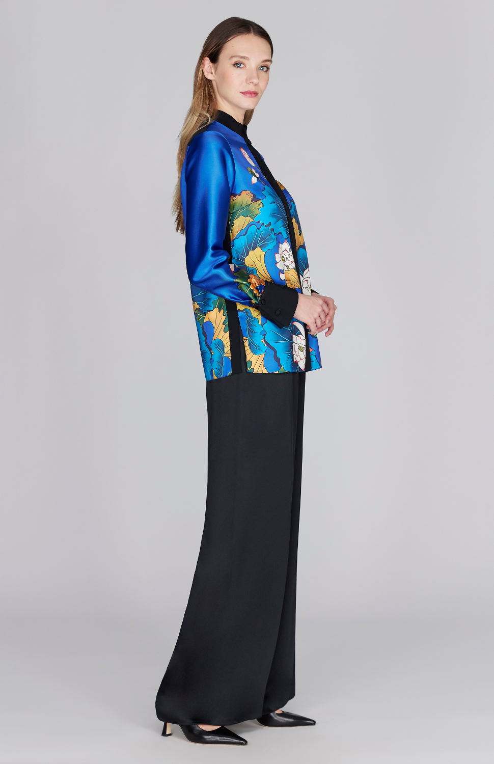 Lotus Print Mandarin Collar Blouse W/ Relaxed Sleeve