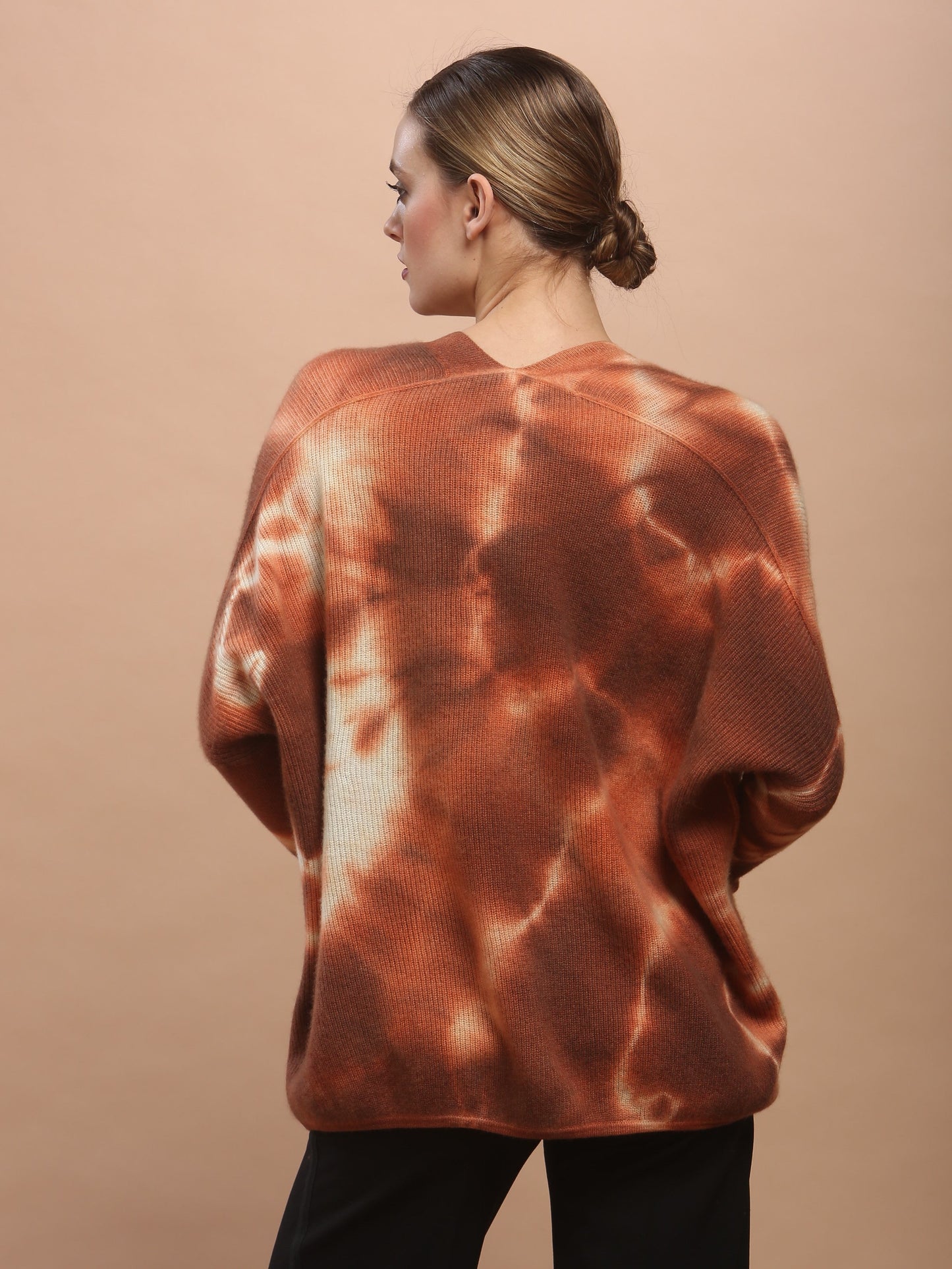 Hand Dye Oversized Cardigan In Mongolia Cashmere