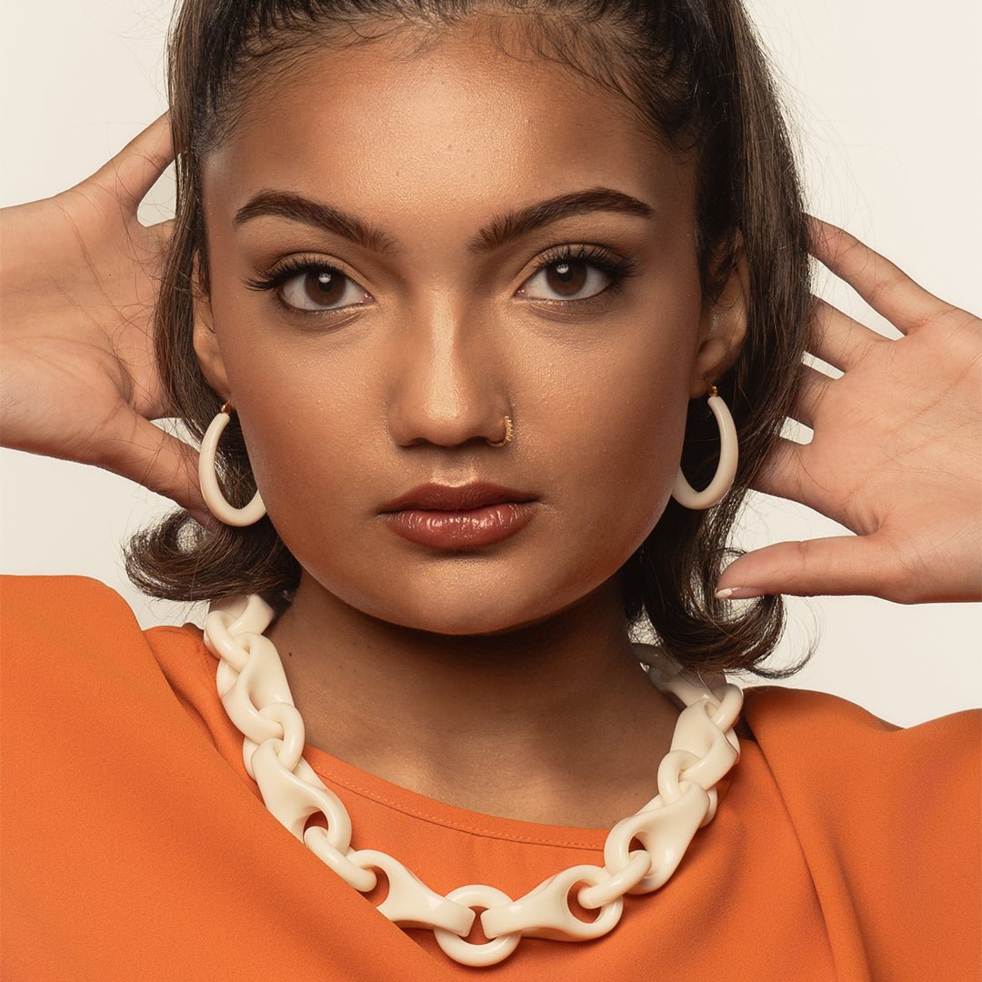 Audrey Necklace Latte - PONO - Banebrook Collections