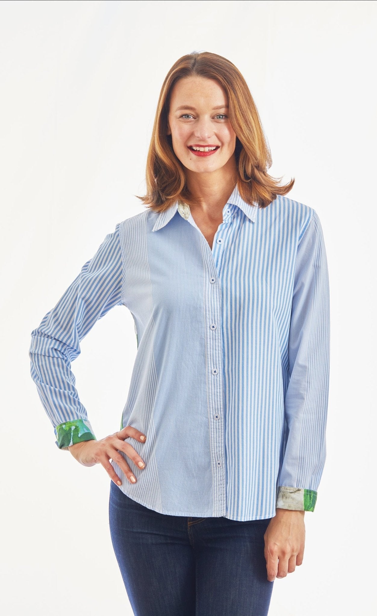 Chesapeake Top, Blue White Stripe With Motif On Back Of Picket Fence And Hydrangeas - DIZZY LIZZIE - Banebrook Collections