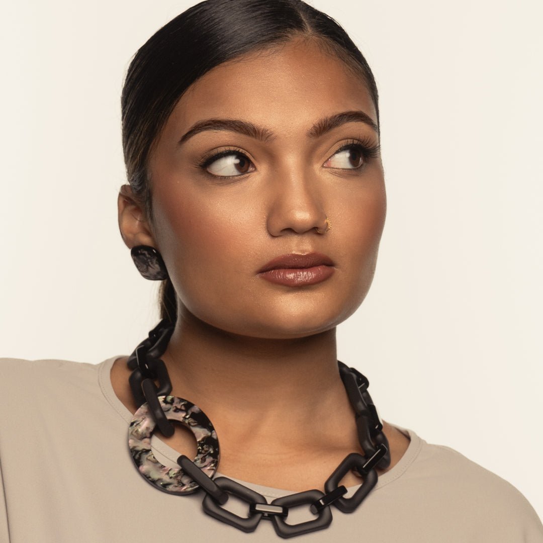 Claudia Necklace Black Pearl - PONO - Banebrook Collections