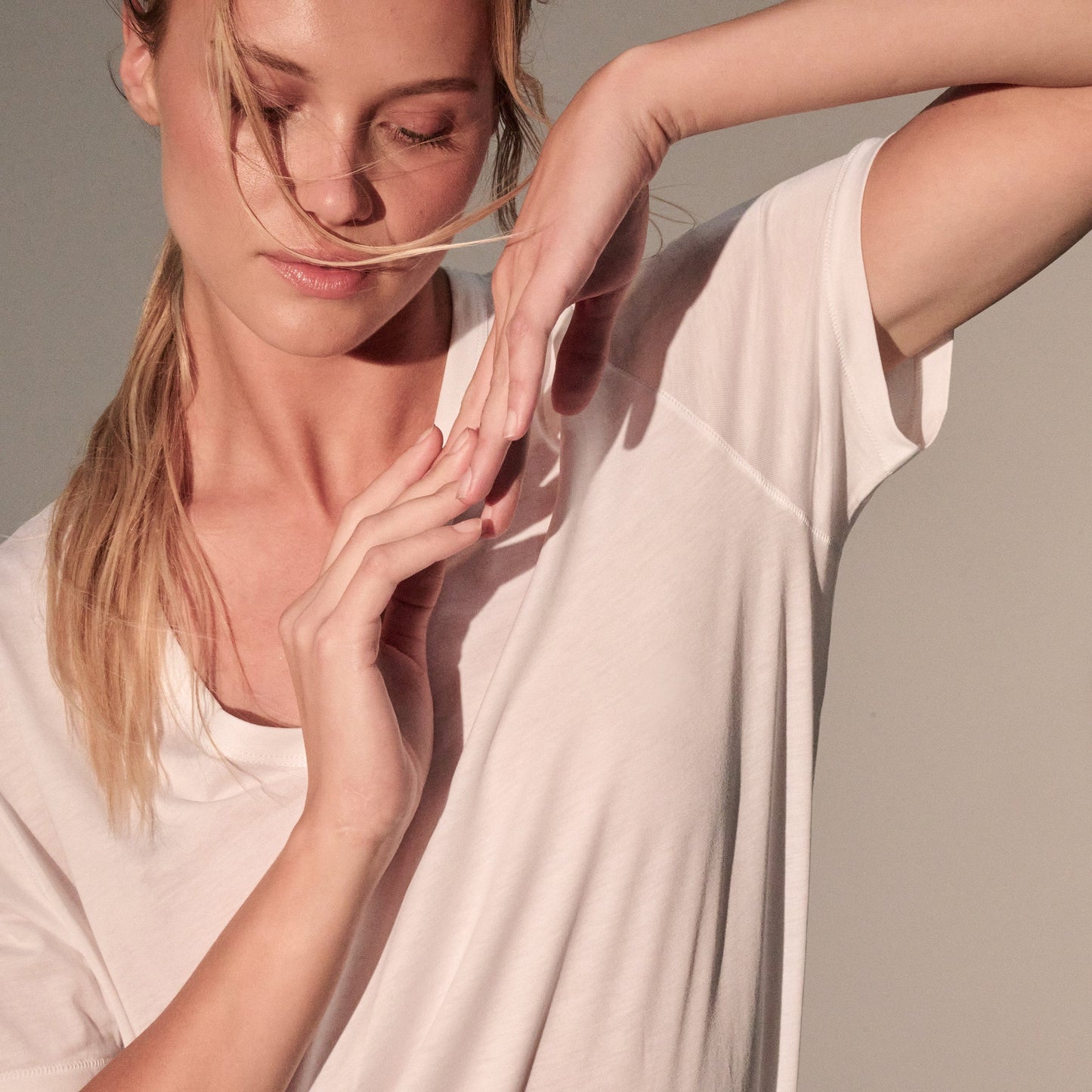 Lyocell Cotton Semi Relaxed Short Sleeve V - Neck T-Shirt - MAJESTIC FILATURES - Banebrook Collections