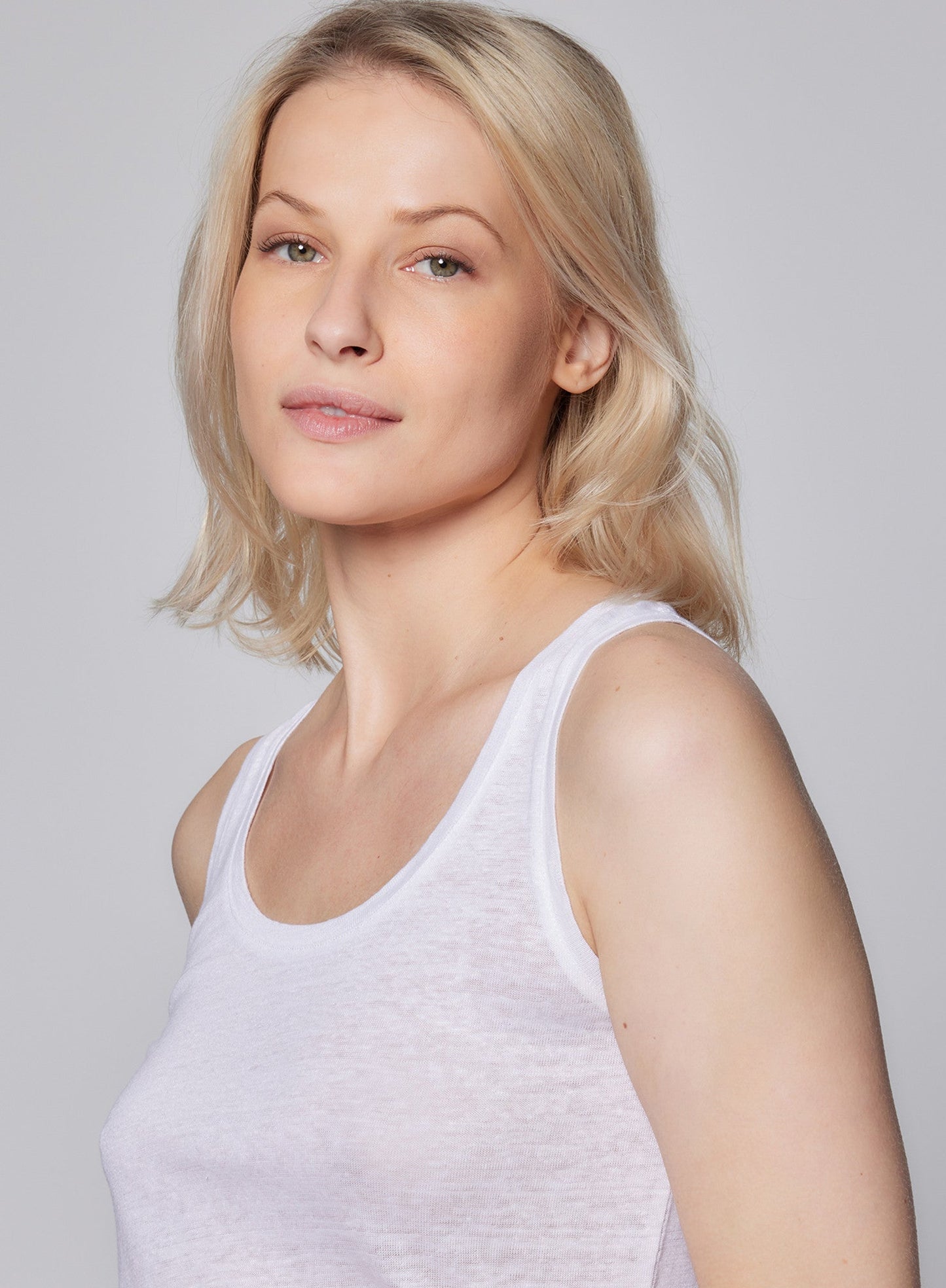 Stretch Linen Tank - MAJESTIC FILATURES - Banebrook Collections