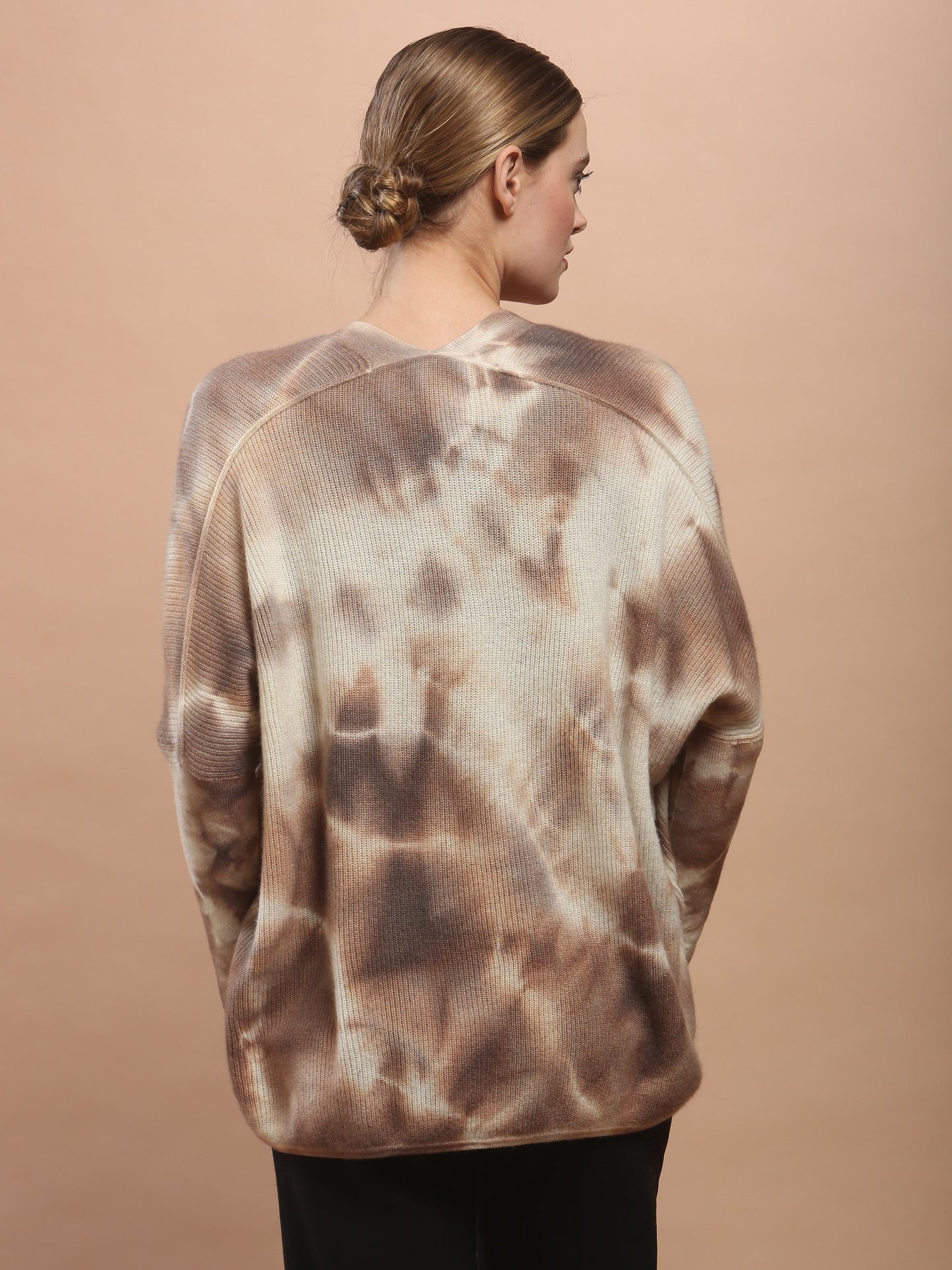 Hand Dye Oversized Cardigan In Mongolia Cashmere