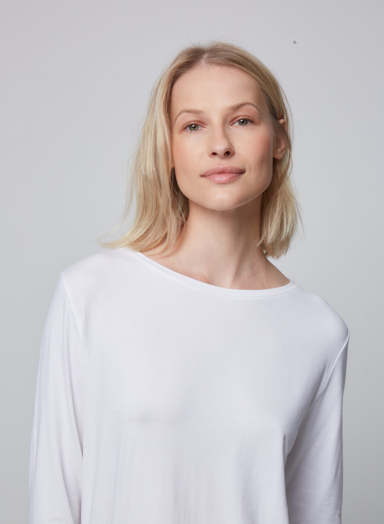 Soft Touch Relaxed 3/4 Sleeve Boatneck T-Shirt - MAJESTIC FILATURES - Banebrook Collections
