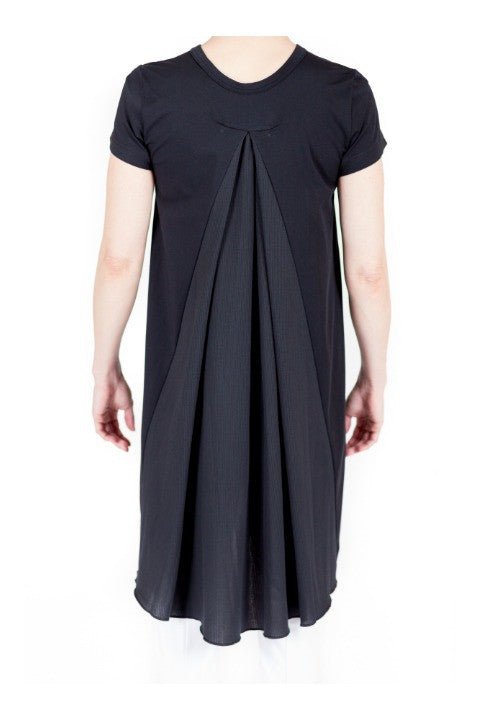 Twirl T-Shirt - BUKI - Banebrook Collections